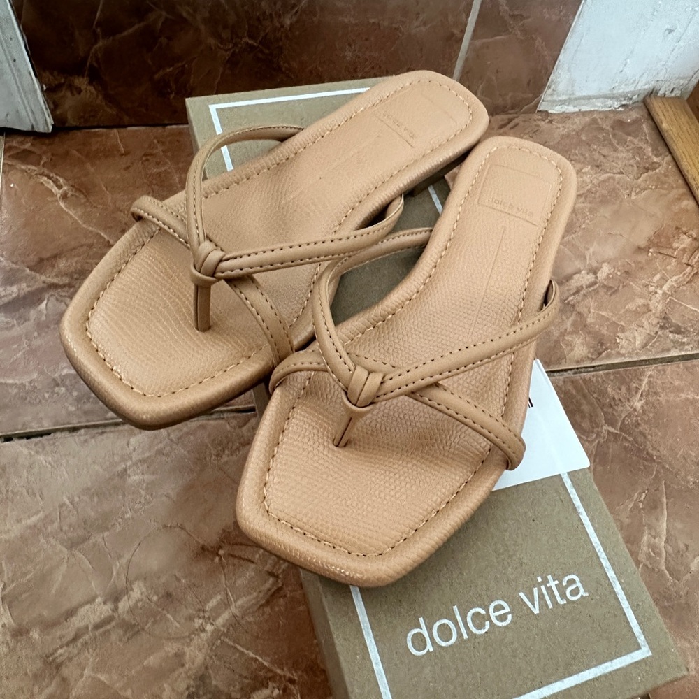 Dolce Vita Sandals